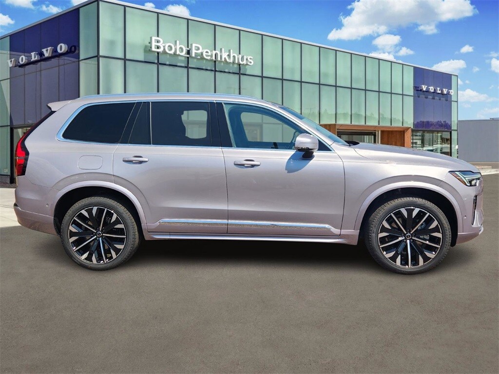 2026 Volvo XC90 B5 Plus photo 2