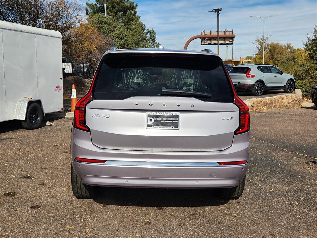 2026 Volvo XC90 Plus photo 2
