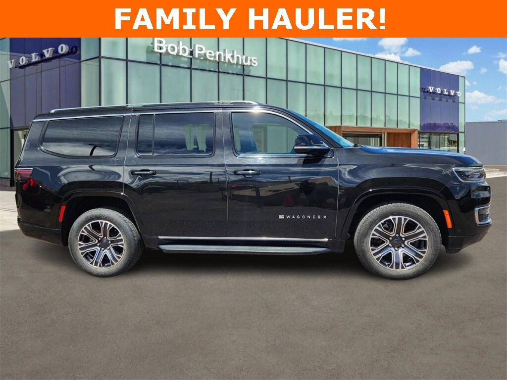 2024 Jeep Wagoneer Series II photo 2