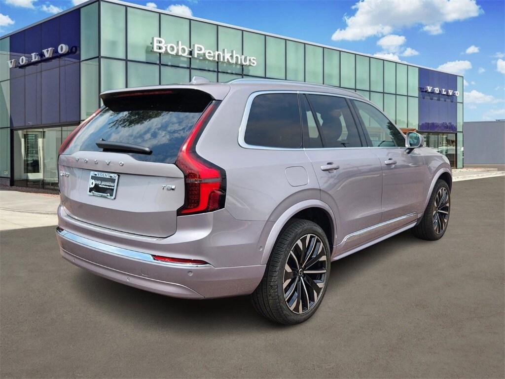 2026 Volvo XC90 T8 Plus photo 3