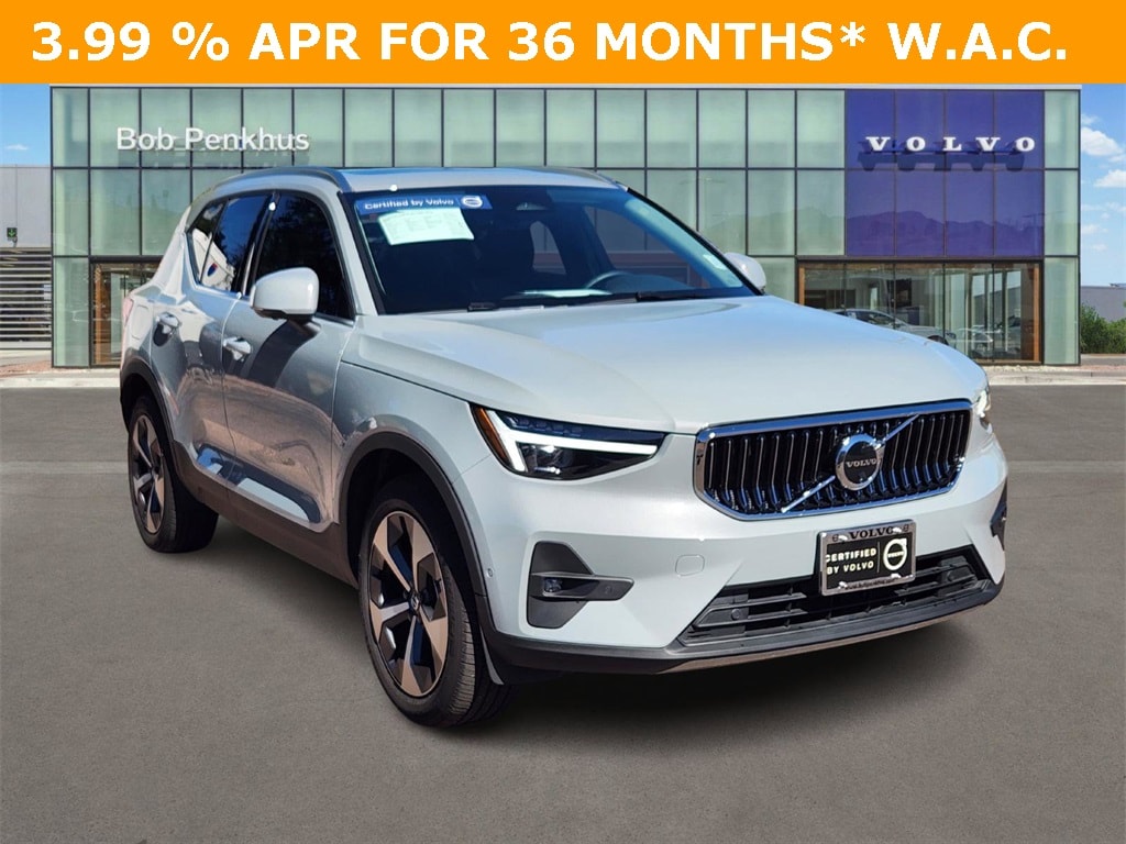 2025 Volvo XC40