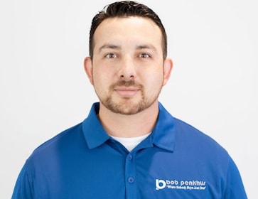 Staff member William from ID_c83f030fcf96