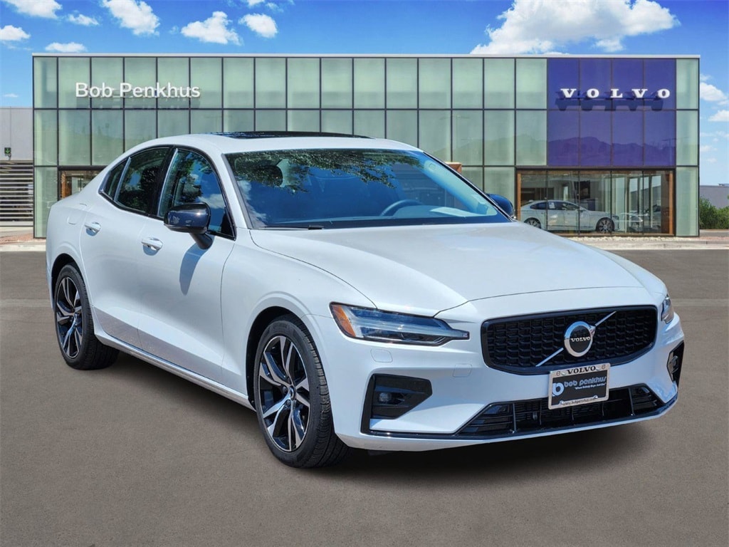2025 Volvo S60 B5 AWD Core