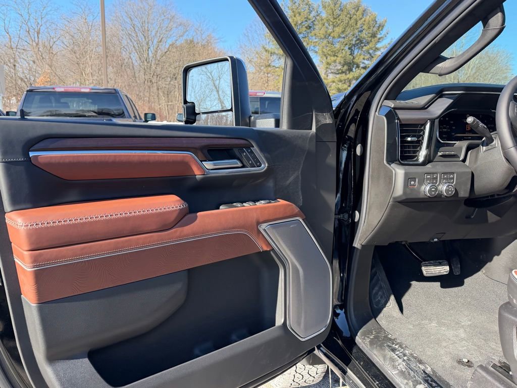 2026 GMC Sierra 2500HD Denali Ultimate - Photo 16