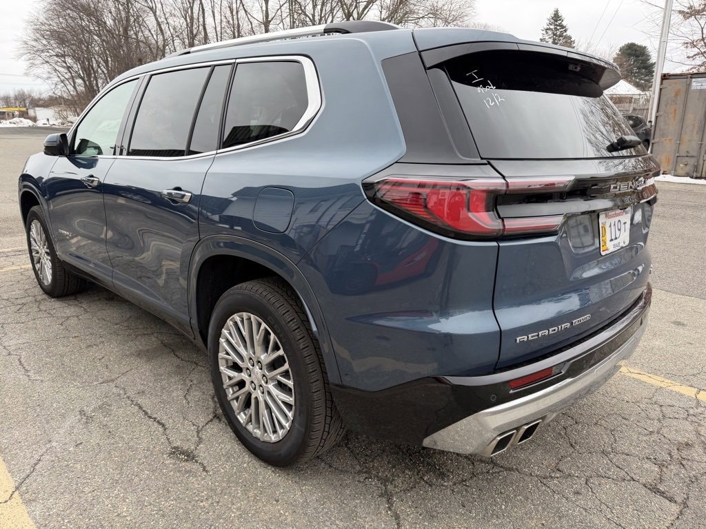 Used 2025 GMC Acadia Denali SUV
