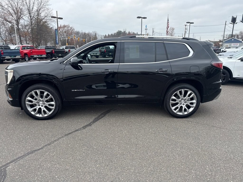 Used 2024 GMC Acadia Denali SUV