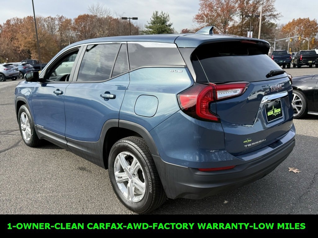Used 2024 GMC Terrain SLE SUV