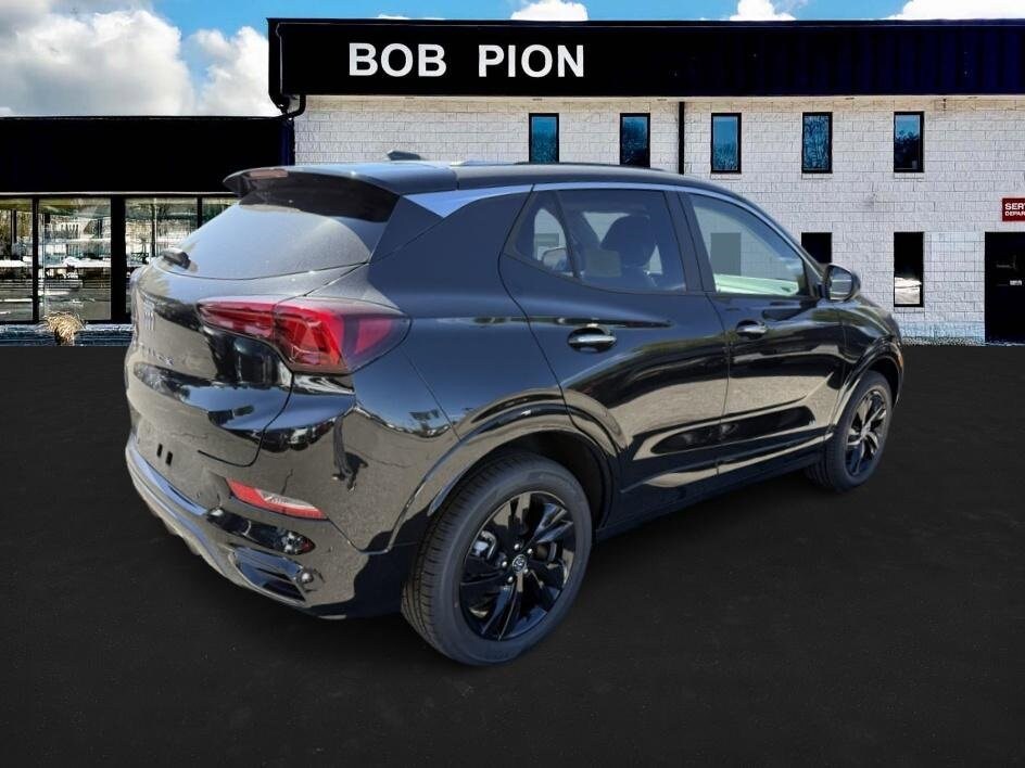 2026 Buick Encore GX Sport Touring photo 3