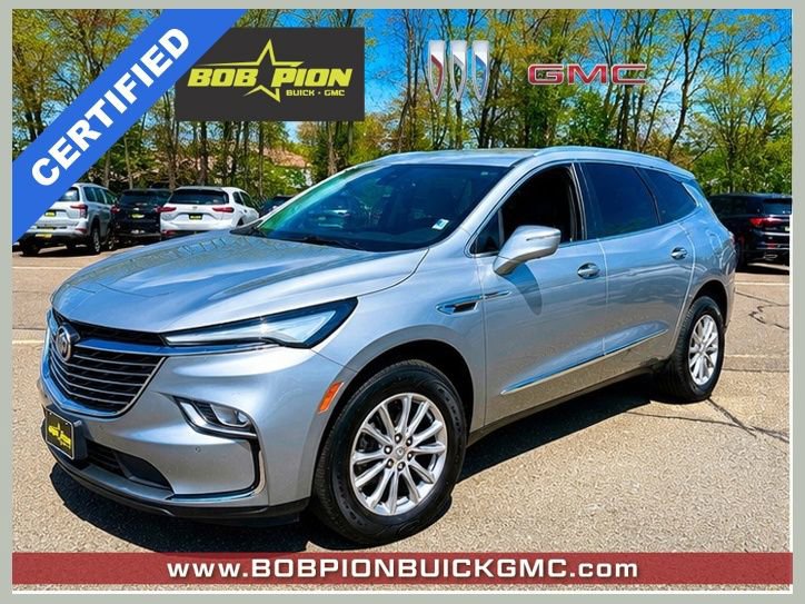 2023 Buick Enclave Essence AWD's photo