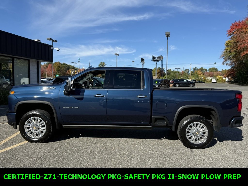 2022 Chevrolet Silverado 2500HD High Country photo 2