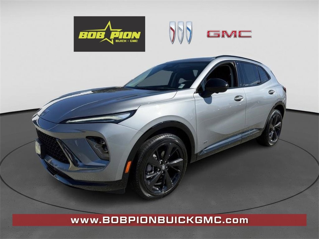 2025 Buick Envision Sport Touring's photo