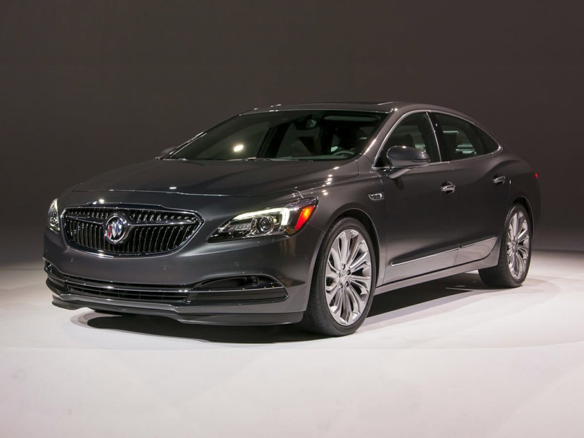 2019 Buick LaCrosse Essence's photo