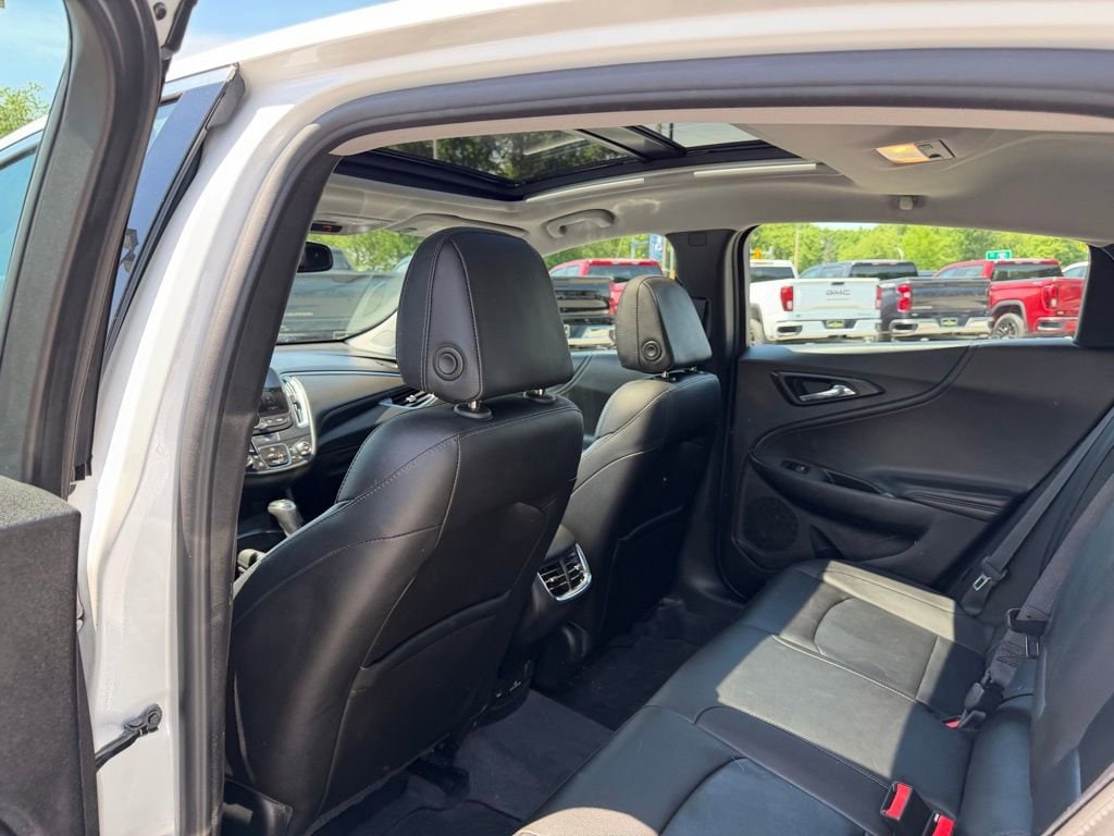 2018 Chevrolet Malibu 1LT - Photo 12