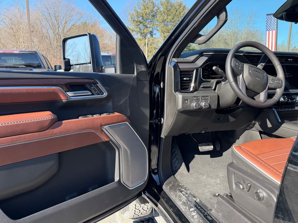 2026 GMC Sierra 2500HD Denali Ultimate - Photo 15