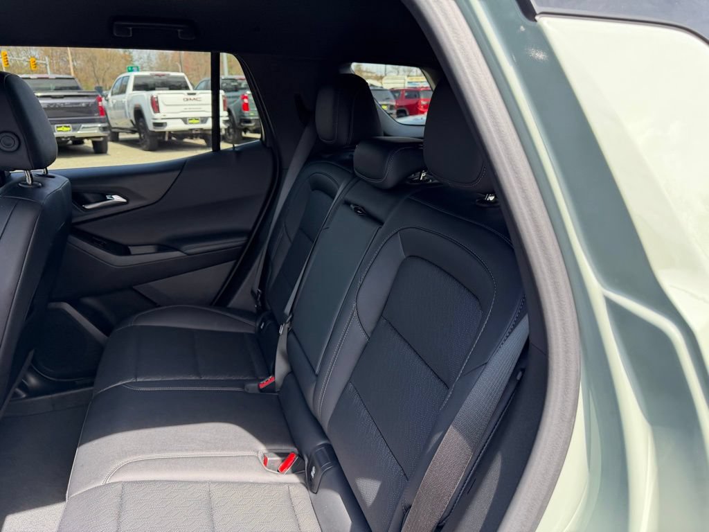 2025 Chevrolet Equinox LT - Photo 8
