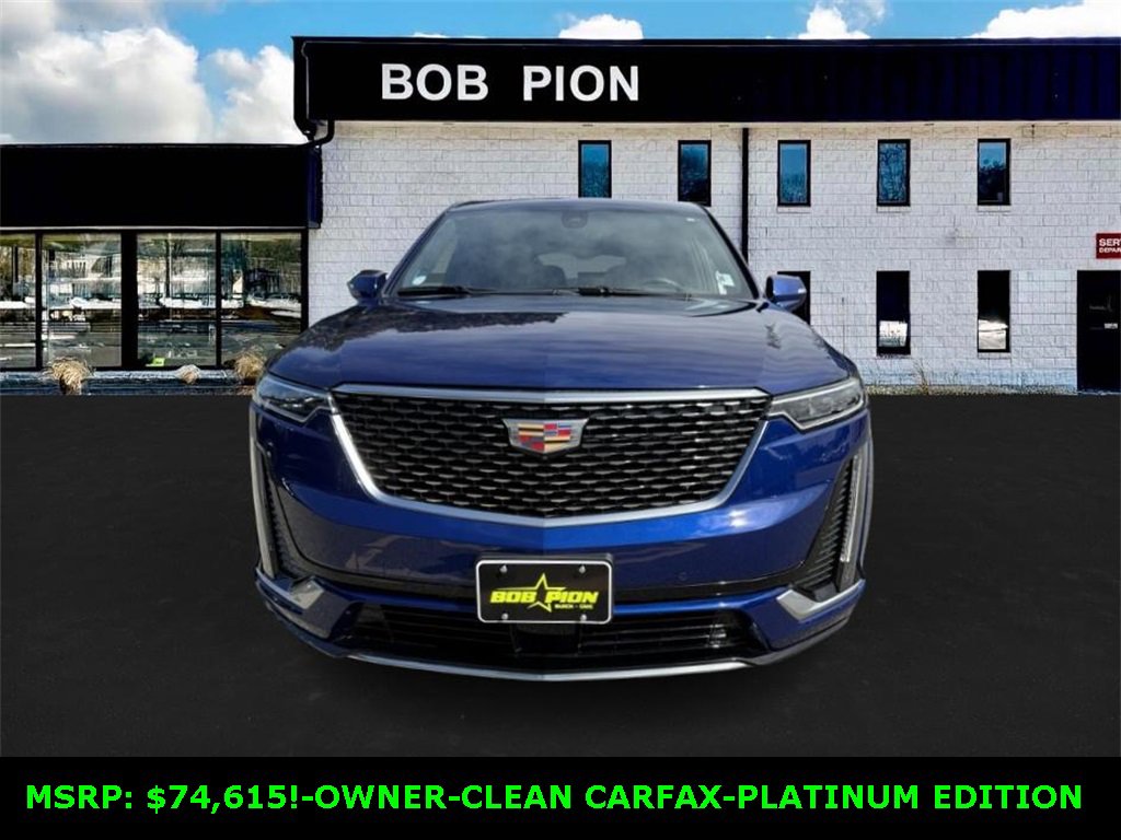 2025 Cadillac XT6 Premium Luxury photo 2