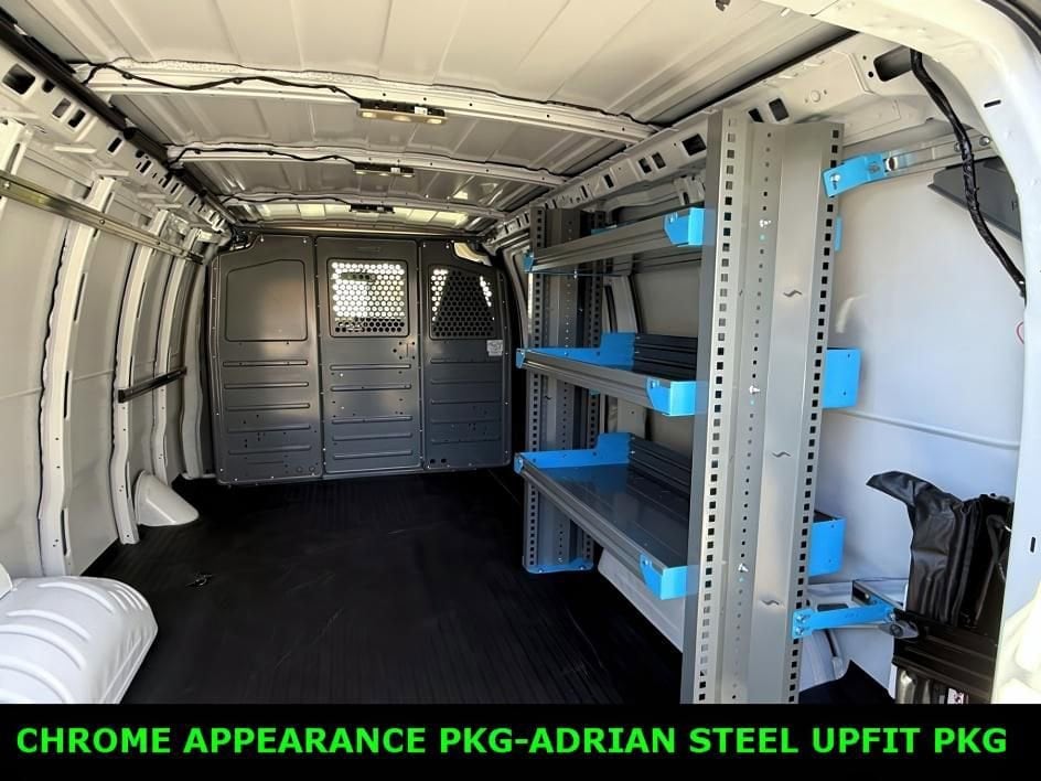 2025 GMC Savana Cargo Work Van - Photo 9