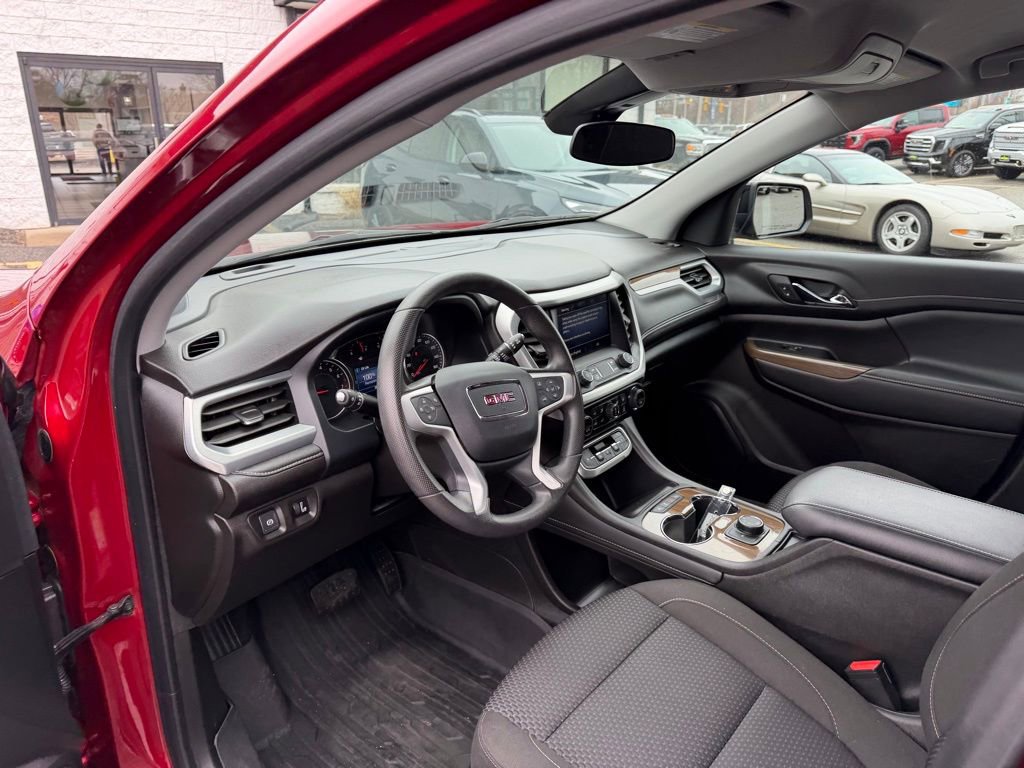 2023 GMC Acadia SLE - Photo 16