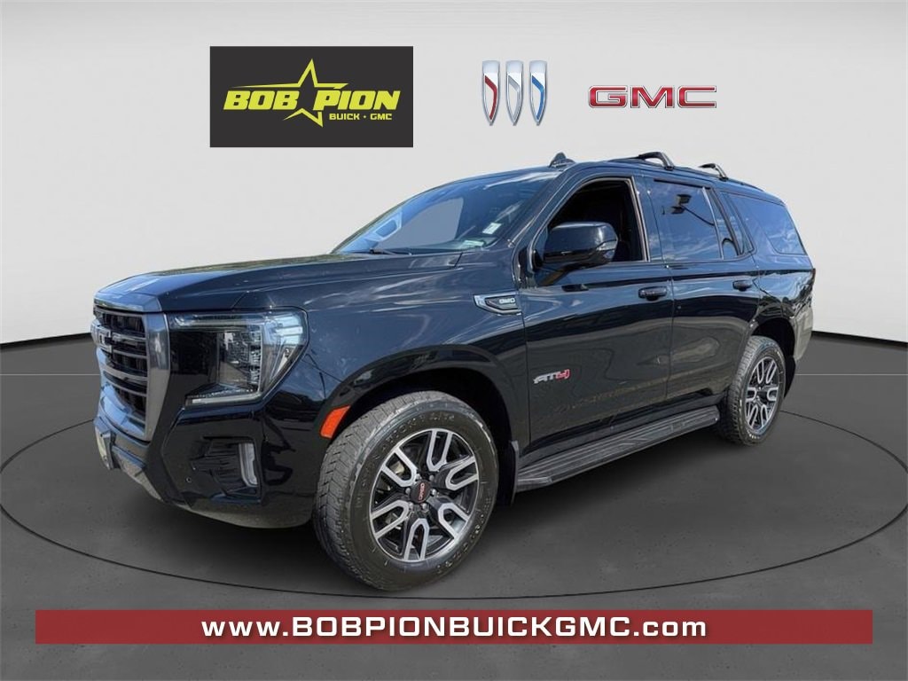 2022 GMC Yukon AT4's photo