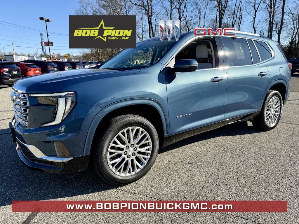 2025 GMC Acadia Denali's photo
