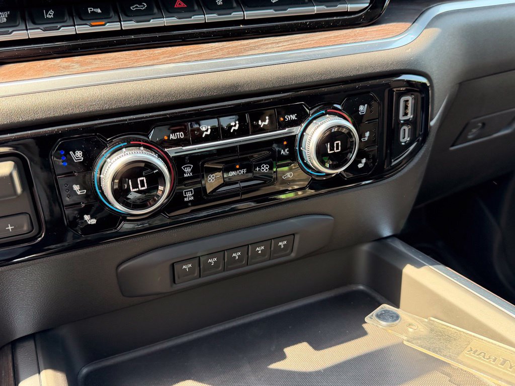 2025 GMC Sierra 2500HD SLT - Photo 27