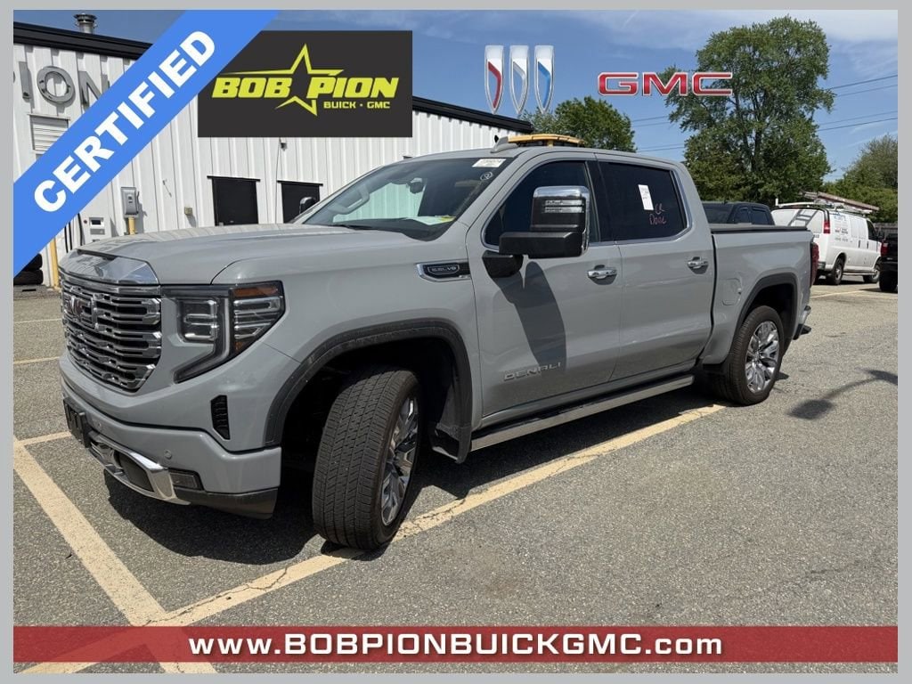 2025 GMC Sierra 4WD Crew Cab Short Box Denali's photo