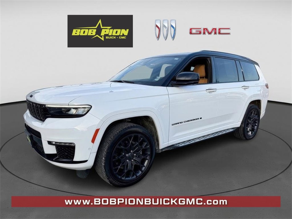 2023 Jeep Grand Cherokee L Summit Reserve's photo