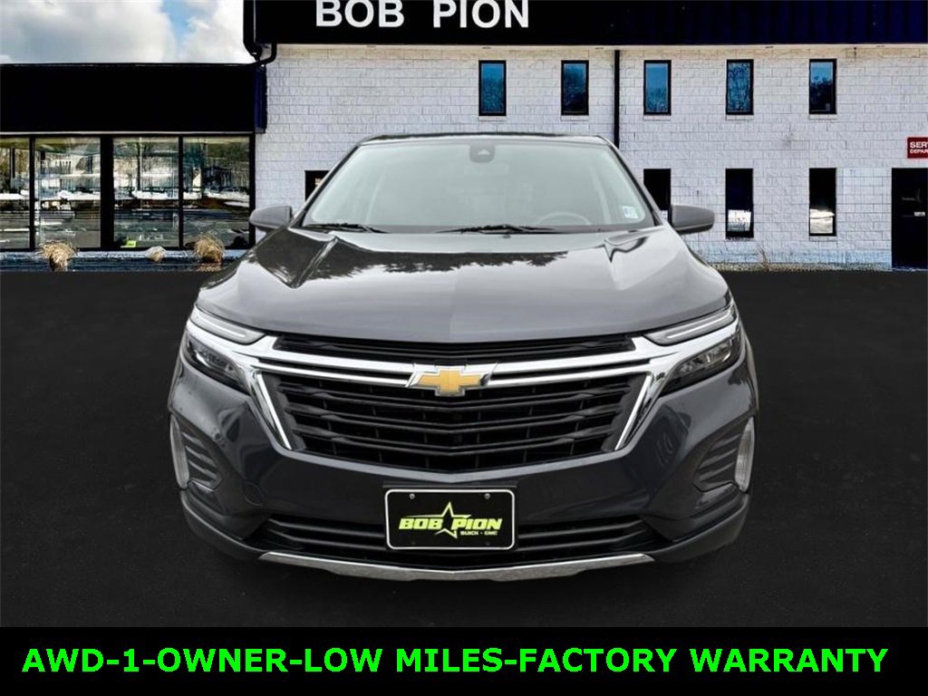 2022 Chevrolet Equinox LT photo 2