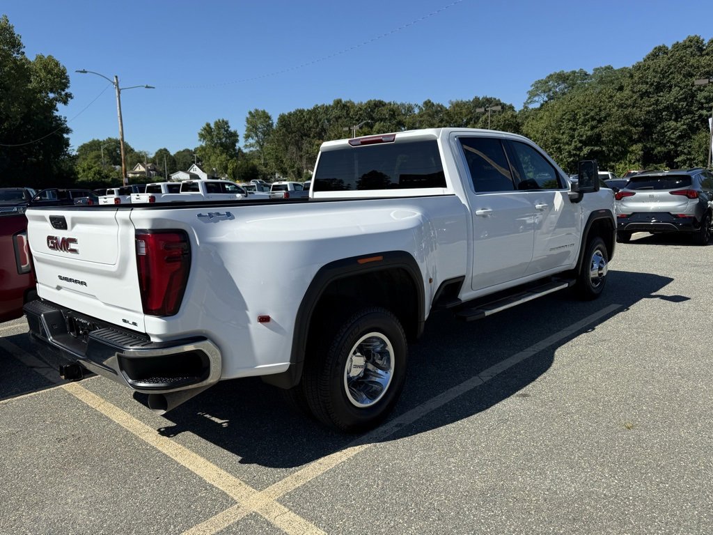 2024 Gmc Sierra 3500 HD SLE photo 4