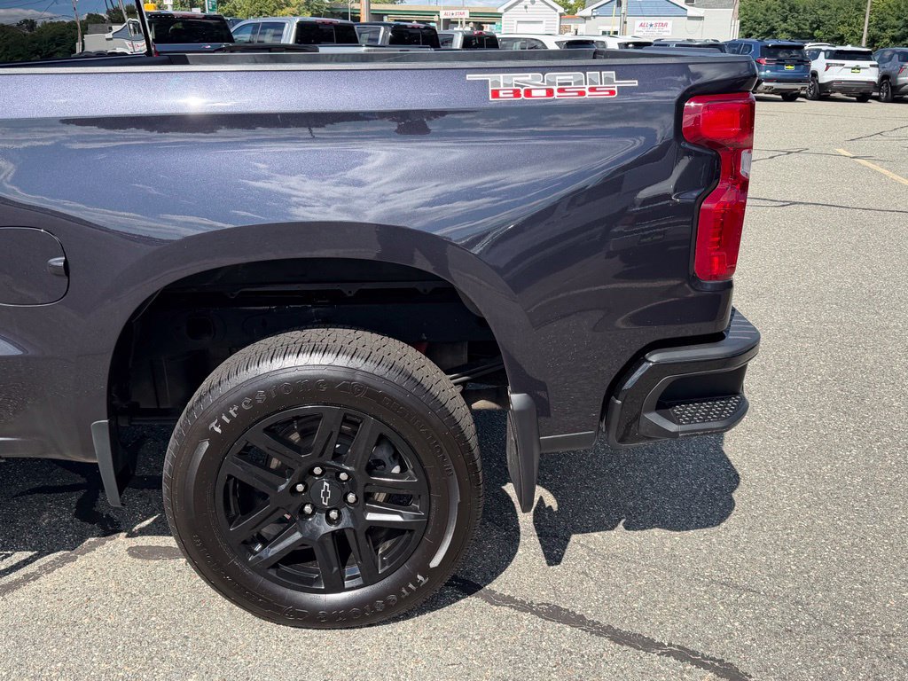 2024 Chevrolet Silverado 1500 Custom - Photo 9