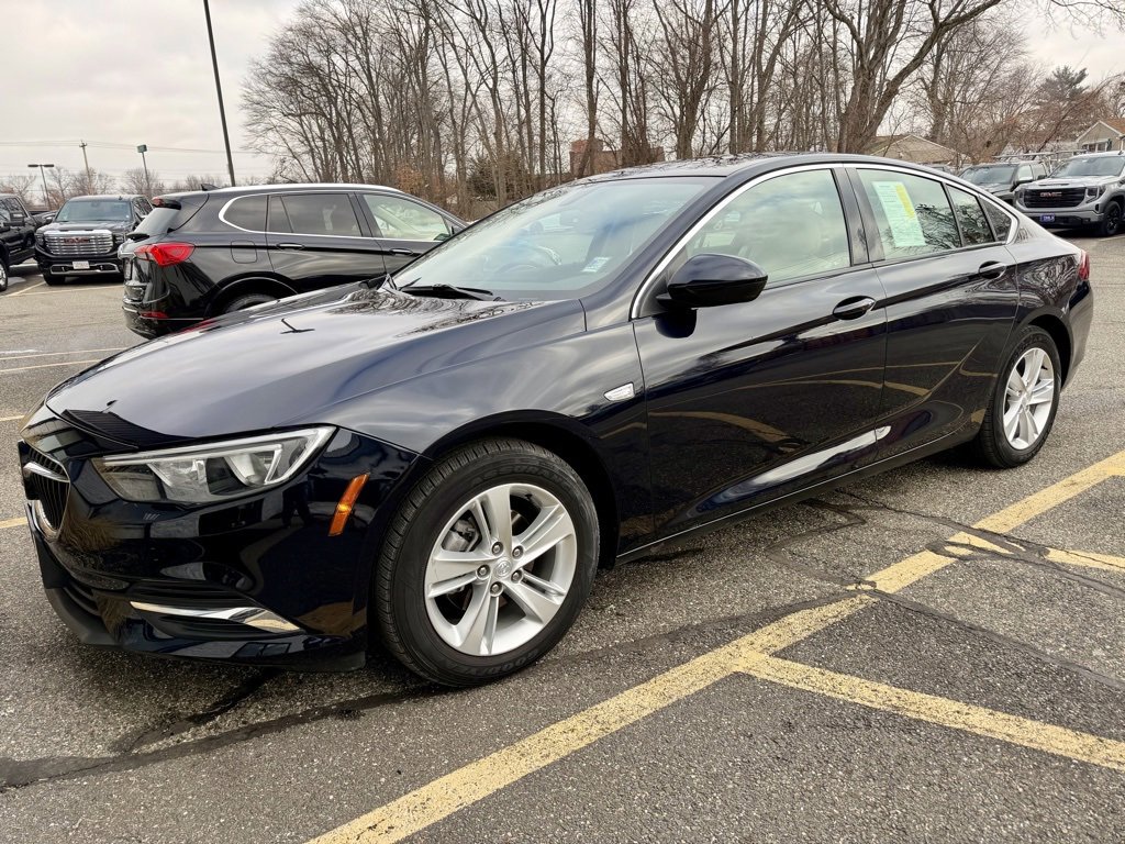 2018 Buick Regal Sportback Preferred's photo