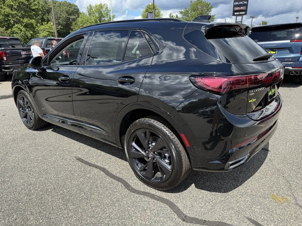 2025 Buick Envision Sport Touring photo 3