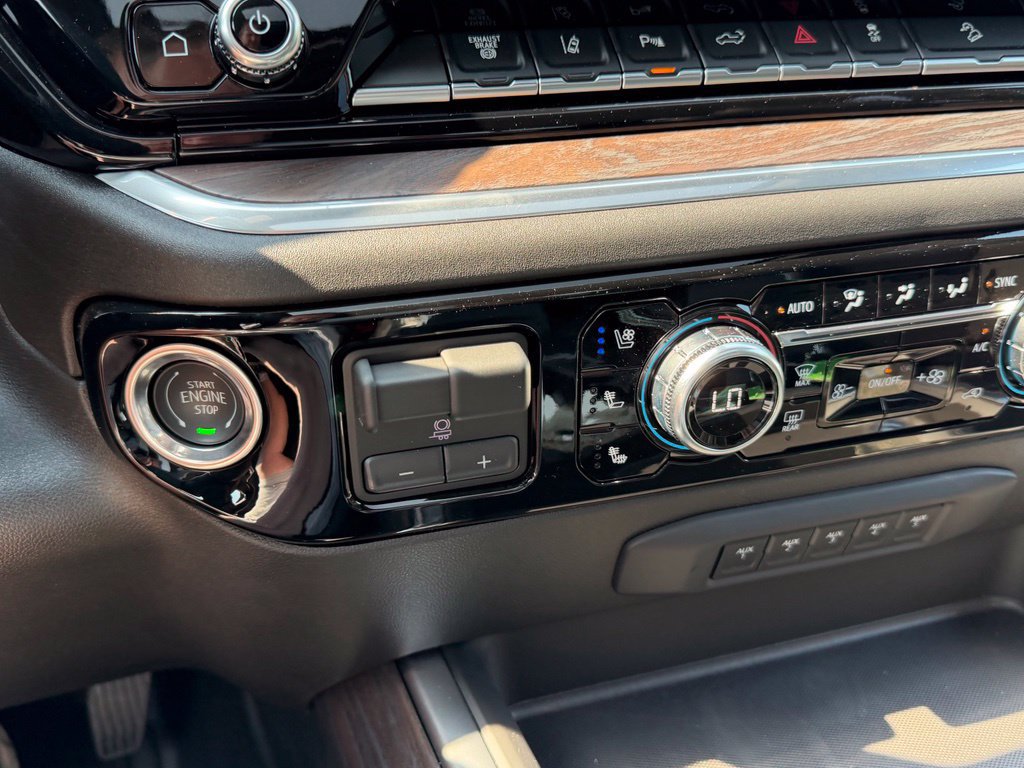 2025 GMC Sierra 2500HD SLT - Photo 26