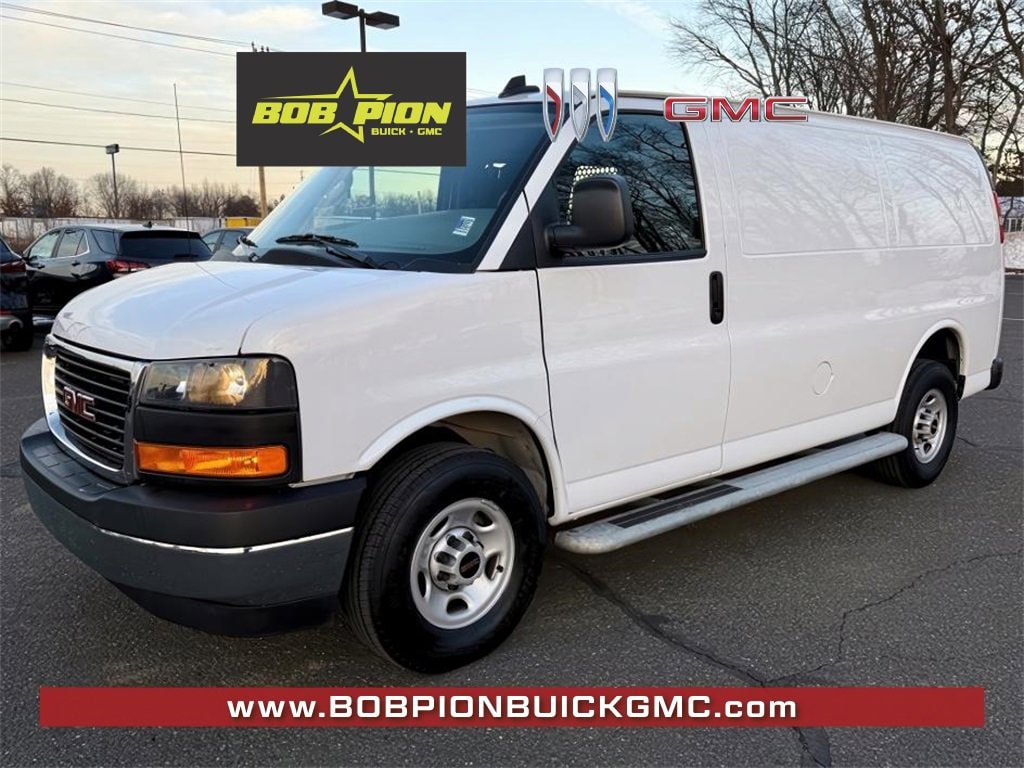 2024 GMC Savana Cargo Work Van's photo