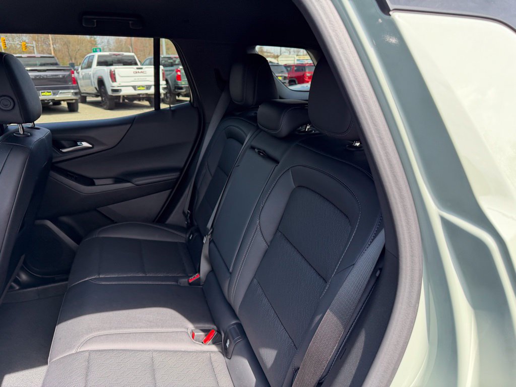 2025 Chevrolet Equinox LT - Photo 10
