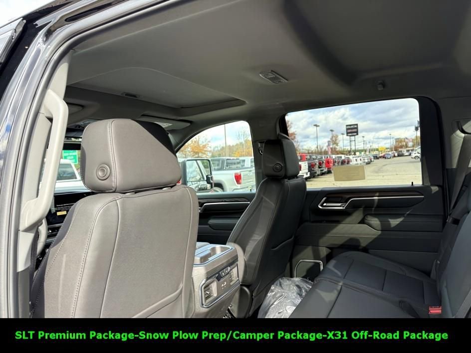 2025 GMC Sierra 2500HD SLT - Photo 11