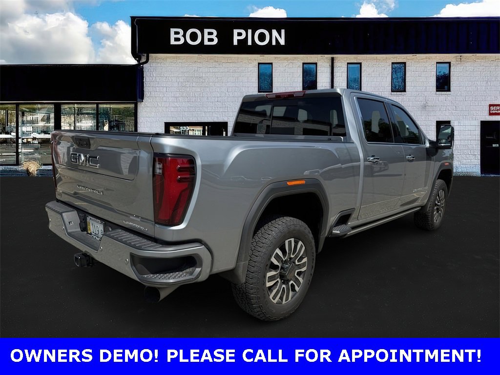 2025 Gmc Sierra 3500 HD Denali Ultimate photo 3
