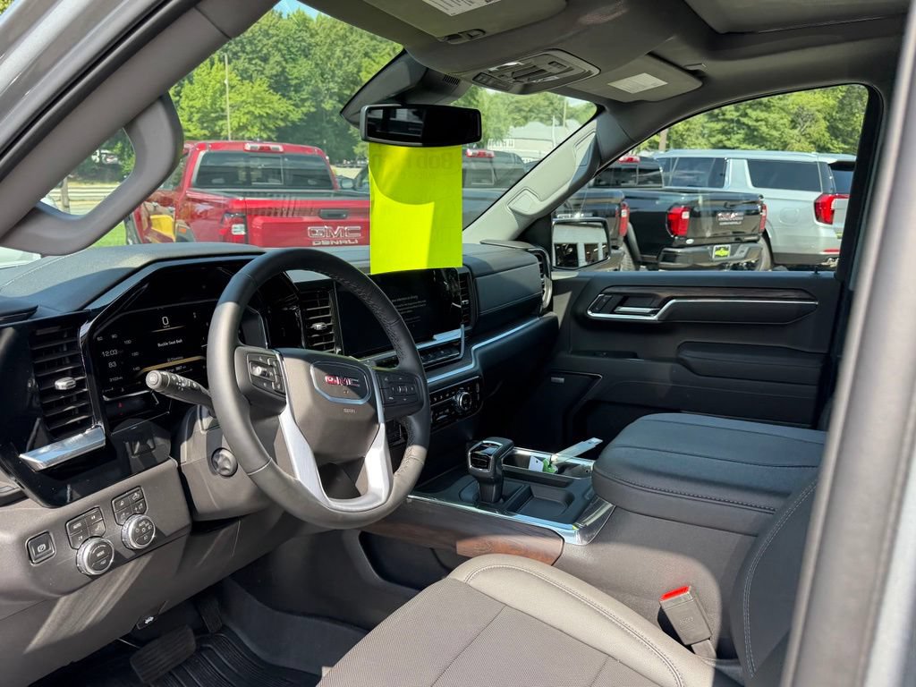 2026 GMC Sierra 1500 SLT - Photo 11