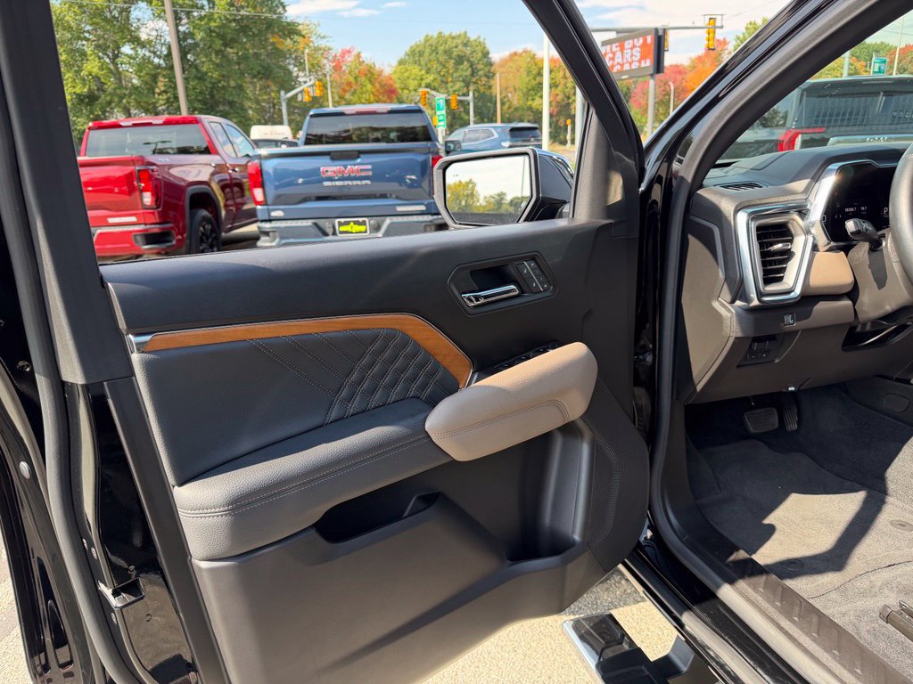 2025 GMC Canyon Denali - Photo 23
