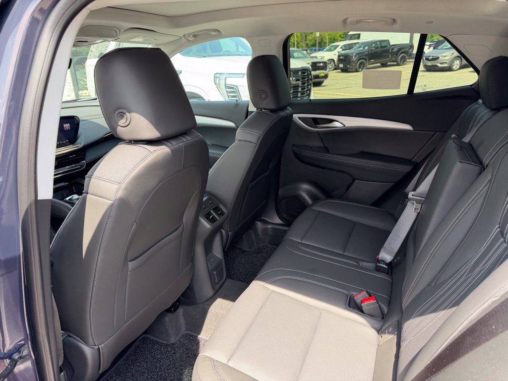 2026 Buick Envision Avenir - Photo 12