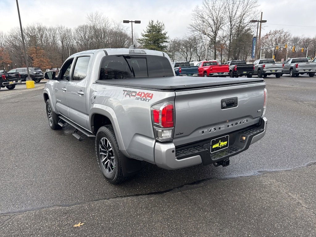 2020 Toyota Tacoma TRD Sport photo 2