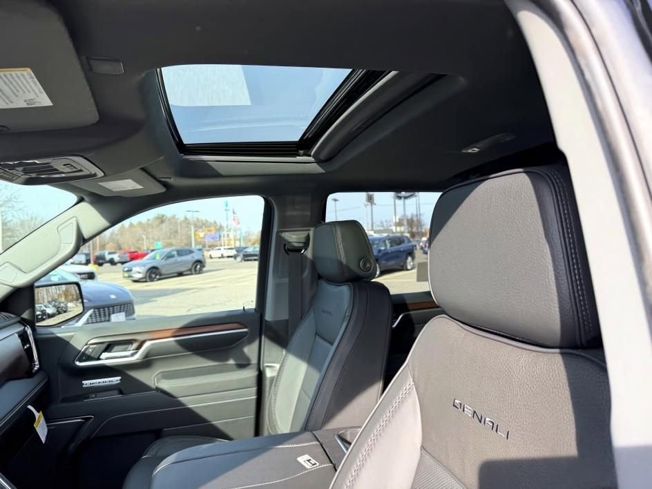 2026 GMC Sierra 1500 Denali - Photo 14