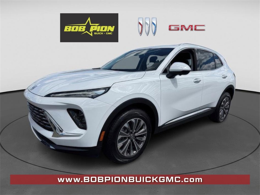 2025 Buick Envision Preferred's photo