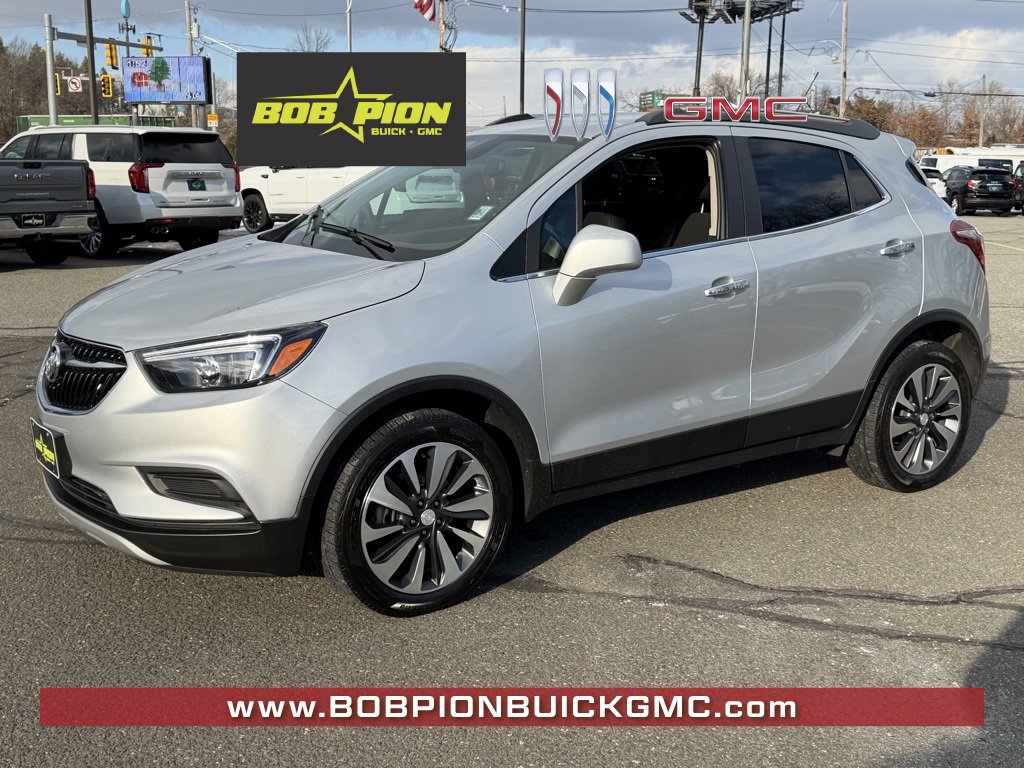 2022 Buick Encore Preferred's photo