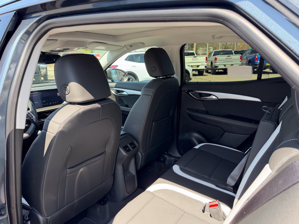 2026 Buick Envision Sport Touring - Photo 18