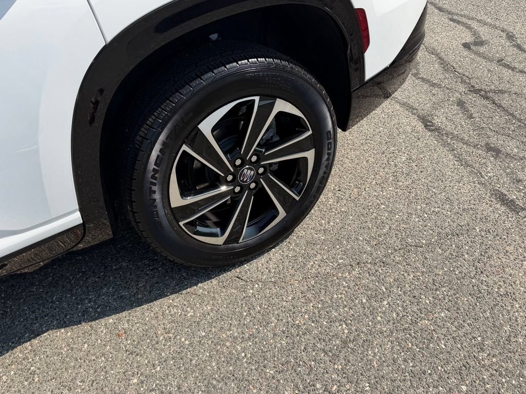 2026 Buick Enclave Sport Touring - Photo 19