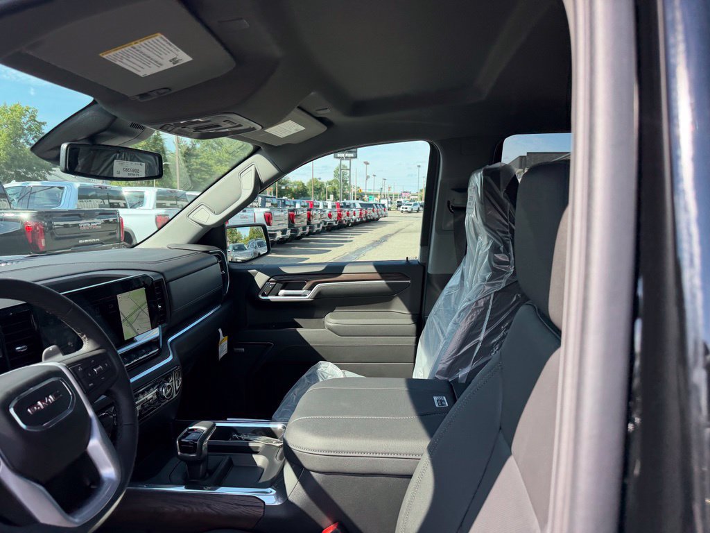 2026 GMC Sierra 1500 SLT - Photo 14
