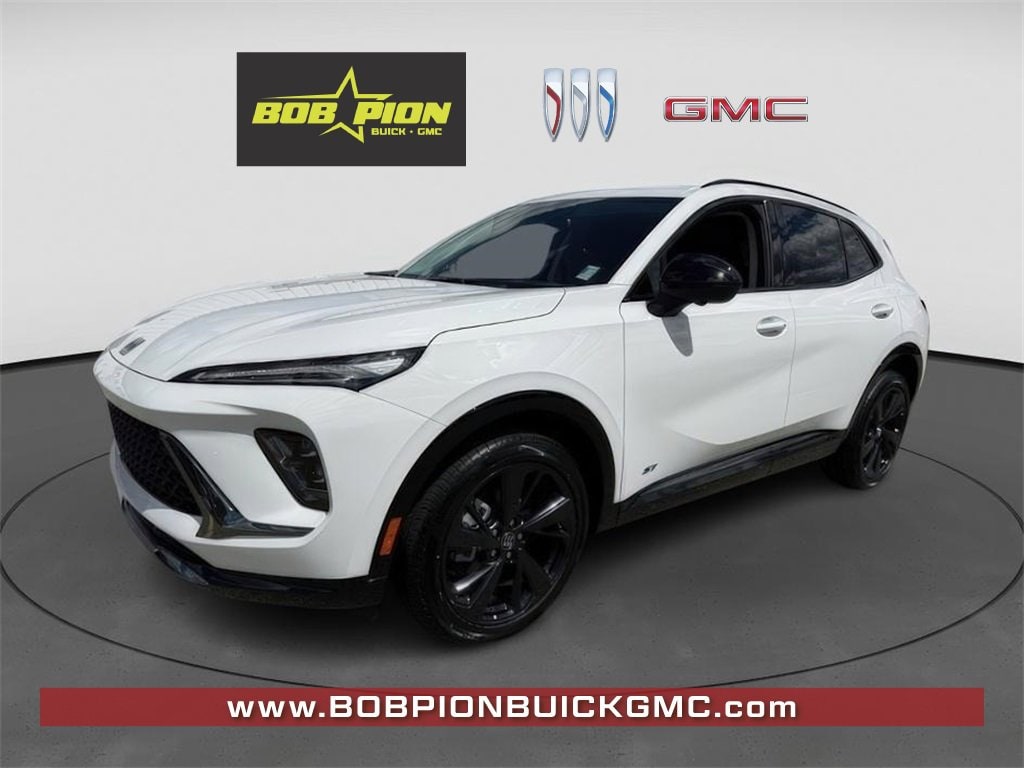 2025 Buick Envision Sport Touring's photo