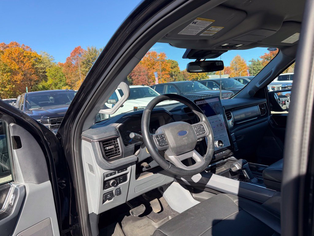 2024 Ford F-150 Lightning Flash - Photo 19