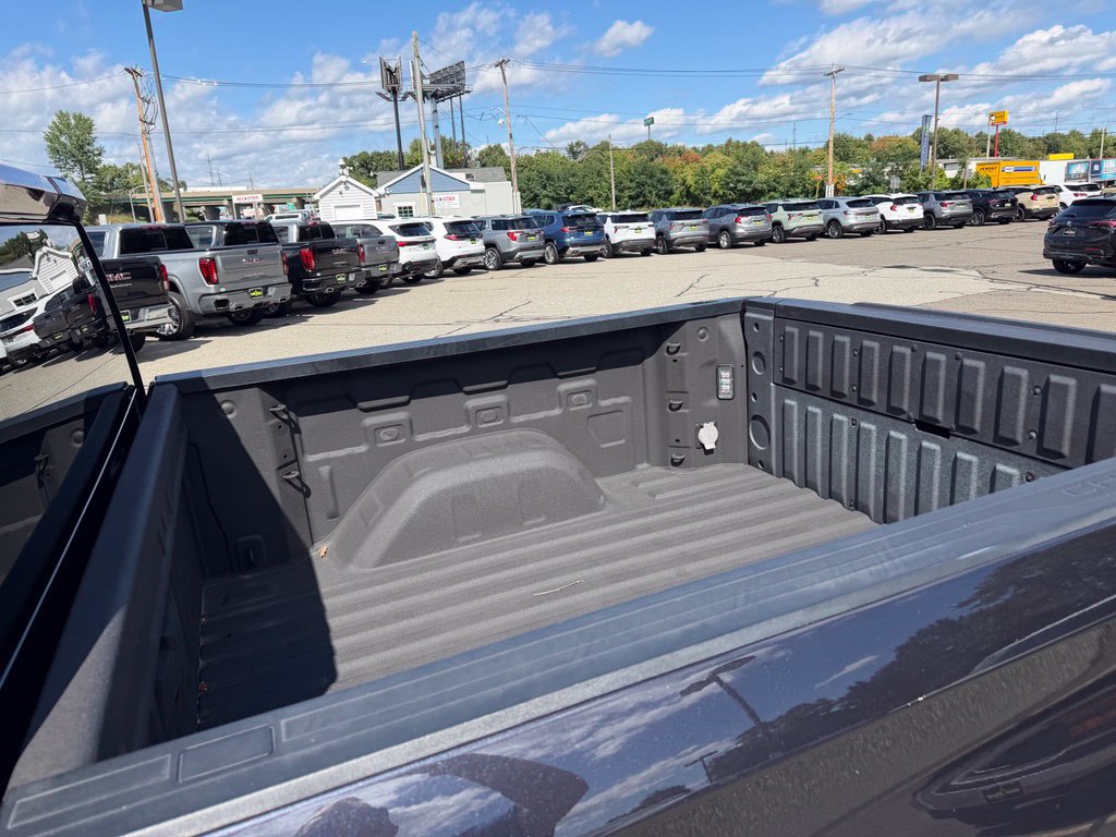 2024 Chevrolet Silverado 1500 Custom - Photo 11